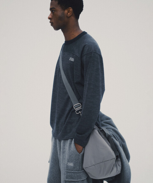 SEDAN ALL-PURPOSE(セダンオールパーパス)の「SEDAN ALL-PURPOSE | ウールジャージー 長袖フットボールTシャツ MEN(Tシャツ/カットソー・メンズ・チャコール/ブラック・XL/L)」の3枚目の写真