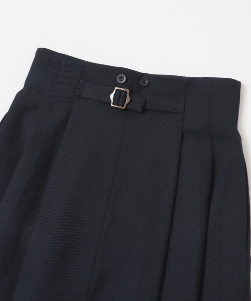 URBAN RESEARCH(アーバンリサーチ)の「new basic CLEAN VOLUME SKIRT(スカート・レディース・ブラック/ネイビー・38/36)」の16枚目の写真