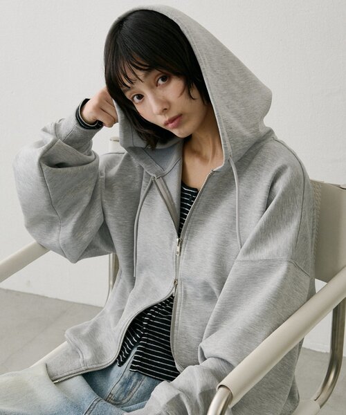 COLONY 2139（コロニートゥーワンスリーナイン）の「秋服 / ダンボールダブルジップパーカー（パーカー・レディース・キャメル/グレー・FREE）」の15枚目の写真