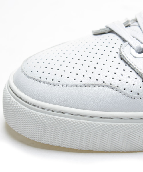 BEAUTY&YOUTH UNITED ARROWS(ビューティーアンドユースユナイテッドアローズ)の「BY LEATHER HI-CUT SNK(スニーカー・メンズ・ホワイト/ネイビー・41/42/43)」の6枚目の写真