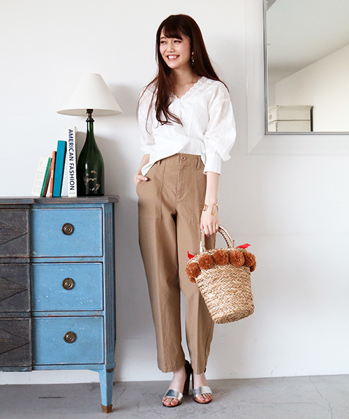 N.（N. Natural Beauty Basic）（エヌエヌナチュラルビューティーベーシック）の「【追加生産】スカラップコットンレースブラウス（シャツ/ブラウス・レディース・ホワイト/レッド・MEDIUM）」の3枚目の写真