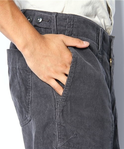 BEAUTY&YOUTH UNITED ARROWS(ビューティーアンドユースユナイテッドアローズ)の「BY ウォッシュ/コーデュロイ ベーカー ショーツ ◆(その他パンツ・メンズ・ダークグレー/ブラウン・SMALL/MEDIUM/LARGE/X-LARGE)」の7枚目の写真