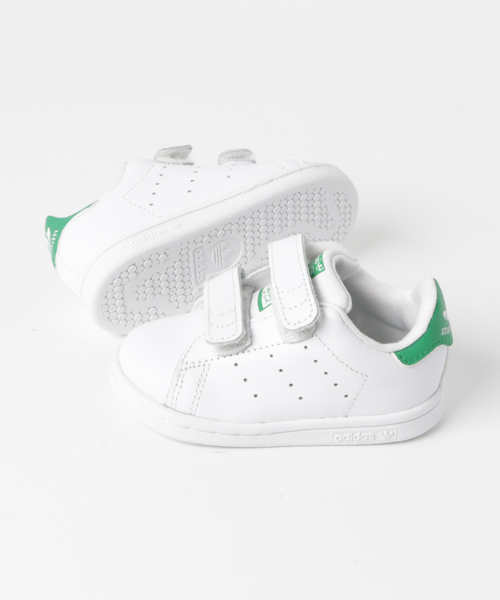 adidas(アディダス)の「キッズadidas アディダス STAN SMITH CF I スタンスミス CF I BZ0520 17FA WHT/WHT/GRN(スニーカー・キッズ・ホワイト系その他・15 /12/13/14/16)」の2枚目の写真
