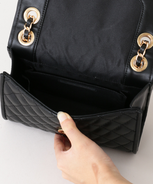 URBAN RESEARCH（アーバンリサーチ）の「キルティングチェーンショルダーバッグ（ショルダーバッグ・レディース・ブラック/キャメル・FREE）」の10枚目の写真