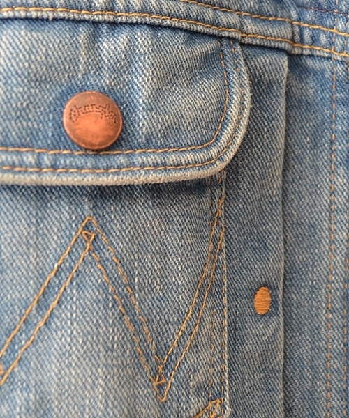 SHIPS for women(シップスフォーウィメン)の「WRANGLER:Gジャン◇(デニムジャケット・レディース・ブルー・SMALL/MEDIUM)」の8枚目の写真
