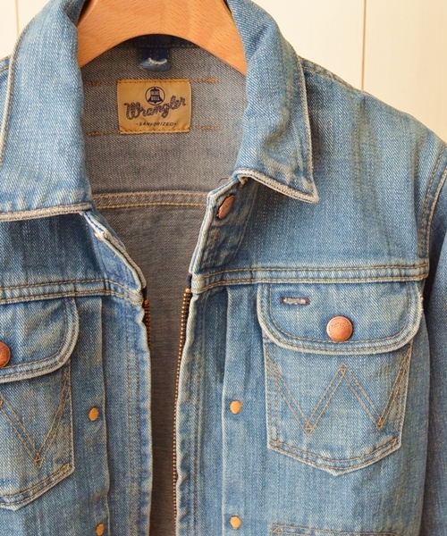 SHIPS for women(シップスフォーウィメン)の「WRANGLER:Gジャン◇(デニムジャケット・レディース・ブルー・SMALL/MEDIUM)」の9枚目の写真