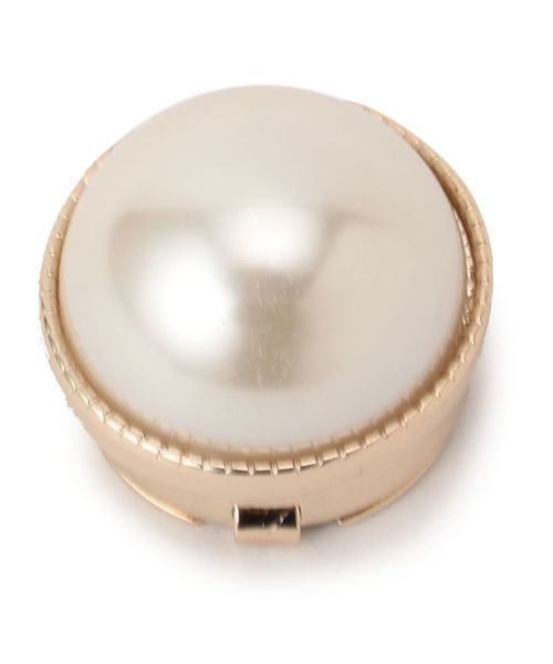 NARACAMICIE（ナラカミーチェ）の「フェイクパールボタンカバー（ブローチ/コサージュ・レディース・ホワイト・FREE）」の9枚目の写真