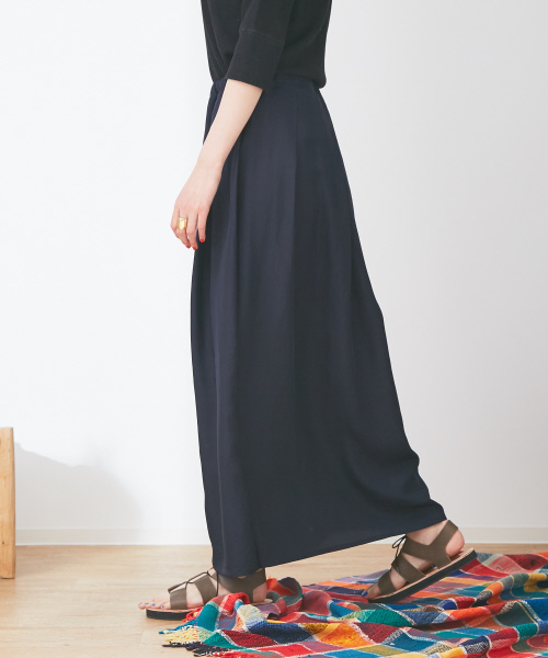 Abahouse Devinette（ドゥヴィネット）の「ウォッシャブルシルクプリーツスカート（スカート・レディース・ネイビー/キャメル・FREE）」の5枚目の写真