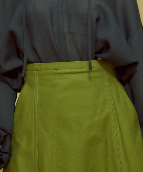 Abahouse Devinette（ドゥヴィネット）の「タックフレアースカート（スカート・レディース・ホワイト/カーキ/ブラック・36/38）」の7枚目の写真