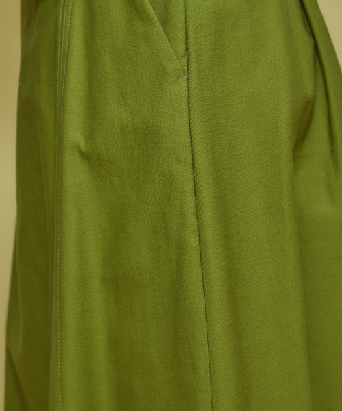 Abahouse Devinette（ドゥヴィネット）の「タックフレアースカート（スカート・レディース・ホワイト/カーキ/ブラック・36/38）」の9枚目の写真