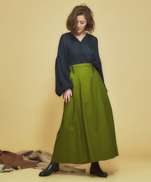 Abahouse Devinette（ドゥヴィネット）の「タックフレアースカート（スカート・レディース・ホワイト/カーキ/ブラック・36/38）」の13枚目の写真