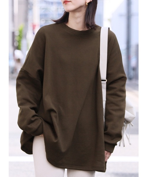 reca（レカ）の「冬の強い味方！着るだけで大人可愛い！ビッグシルエット裏起毛スウェット（スウェット・レディース・アイボリー/ブラック/グレー/ベージュ/パープル/キャメル/モカ/ブラウン/グレー系その他/マスタード/ブラウン系その他/ローズ・FREE）」の6枚目の写真