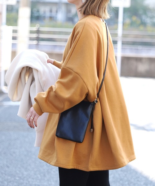 reca（レカ）の「冬の強い味方！着るだけで大人可愛い！ビッグシルエット裏起毛スウェット（スウェット・レディース・アイボリー/ブラック/グレー/ベージュ/パープル/キャメル/モカ/ブラウン/グレー系その他/マスタード/ブラウン系その他/ローズ・FREE）」の10枚目の写真