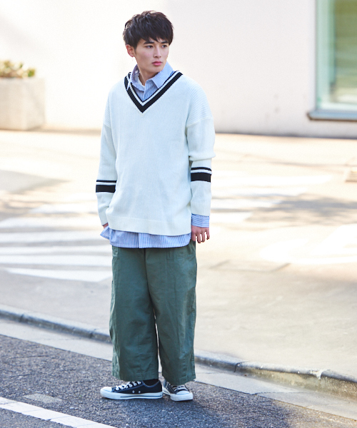 kutir（クティール）の「【ルーズシルエット】 チルデンニット プルオーバー S/S（ニット/セーター・メンズ・ホワイト/ブラック/ベージュ/ブラック系その他・MEDIUM/LARGE）」の5枚目の写真