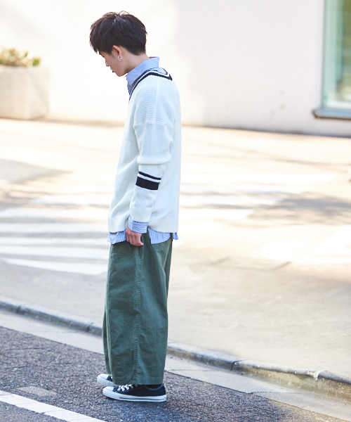 kutir（クティール）の「【ルーズシルエット】 チルデンニット プルオーバー S/S（ニット/セーター・メンズ・ホワイト/ブラック/ベージュ/ブラック系その他・MEDIUM/LARGE）」の6枚目の写真