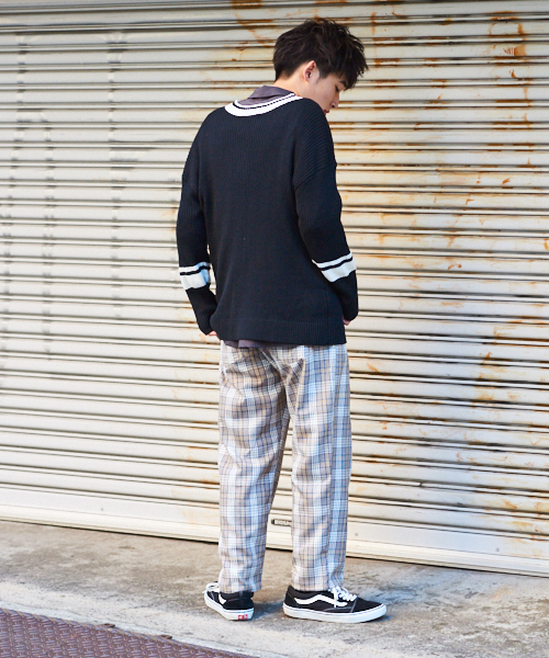 kutir（クティール）の「【ルーズシルエット】 チルデンニット プルオーバー S/S（ニット/セーター・メンズ・ホワイト/ブラック/ベージュ/ブラック系その他・MEDIUM/LARGE）」の14枚目の写真