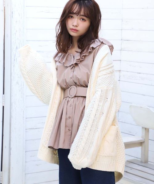 one after another NICE CLAUP(ワンアフターアナザーナイスクラップ)の「ざっくりゆるケーブルカーディガン(カーディガン/ボレロ・レディース・アイボリー/グレイッシュベージュ/ピンク系その他・FREE)」の11枚目の写真