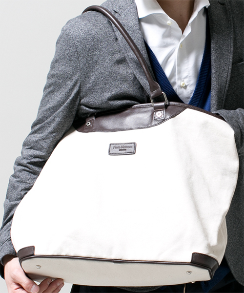 NANO universe(ナノユニバース)の「コットンキャンバスレザーコンビトート(トートバッグ・メンズ・ブラック/ナチュラル/ネイビー/イエロー/レッド・FREE)」の3枚目の写真