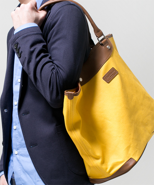 NANO universe(ナノユニバース)の「コットンキャンバスレザーコンビトート(トートバッグ・メンズ・ブラック/ナチュラル/ネイビー/イエロー/レッド・FREE)」の1枚目の写真