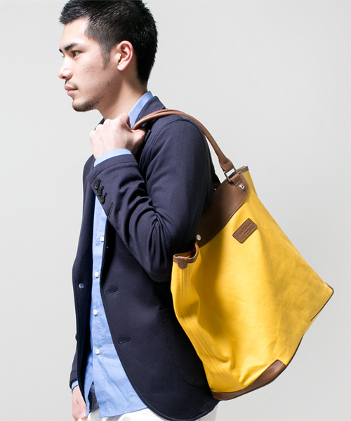 NANO universe(ナノユニバース)の「コットンキャンバスレザーコンビトート(トートバッグ・メンズ・ブラック/ナチュラル/ネイビー/イエロー/レッド・FREE)」の14枚目の写真