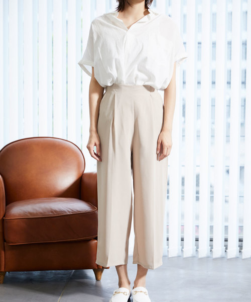 Chaco closet(チャコ クローゼット)の「センタープレスクロップドとろみパンツ(その他パンツ・レディース・ブラック/ベージュ/カーキ/オレンジ・FREE)」の15枚目の写真