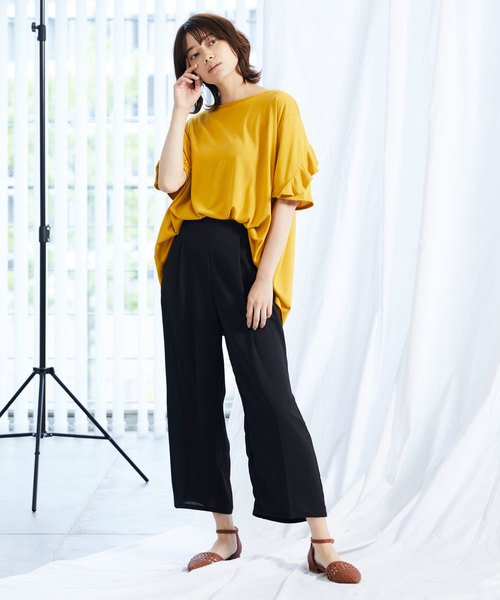 Chaco closet(チャコ クローゼット)の「センタープレスクロップドとろみパンツ(その他パンツ・レディース・ブラック/ベージュ/カーキ/オレンジ・FREE)」の9枚目の写真