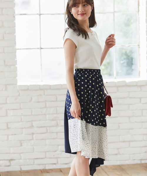 tocco closet(トッコ クローゼット)の「フラワーパールビジュー付きスカラネックリブトップス(その他トップス・レディース・ネイビー/ピンク/オフホワイト・M)」の11枚目の写真