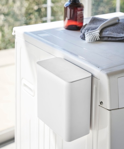 tower（タワー）の「tower（タワー）マグネット洗濯洗剤ボールストッカー（ランドリーグッズ・レディース・ホワイト/ブラック・ONE SIZE）」の5枚目の写真