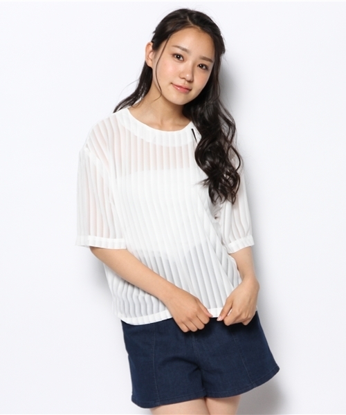 Kastane（カスタネ）の「【Kastane】布帛半袖プルオーバー（シャツ/ブラウス・レディース・ネイビー/ホワイト/ブラック/ベージュ・FREE）」の6枚目の写真