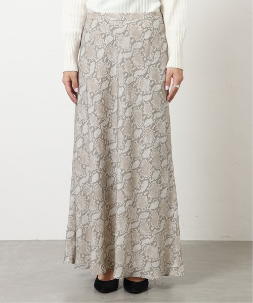 journal standard L'essage（ジャーナルスタンダードレサージュ）の「フレアマキシスカート◆（スカート・レディース・ベージュ/ネイビー/ブラウン系その他・38/36）」の20枚目の写真