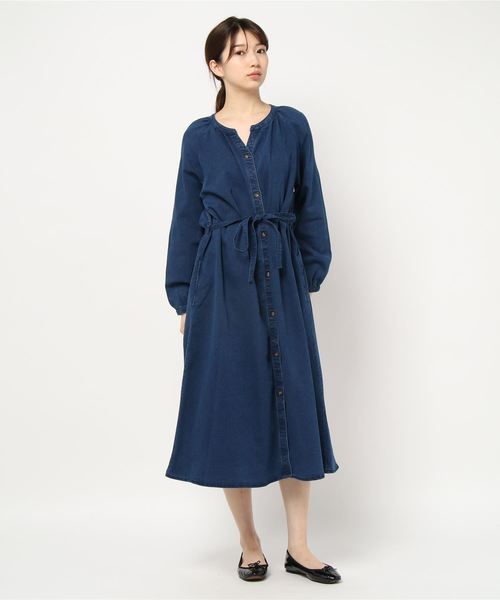 rps（アールピーエス）の「共リボン前あきストレッチデニムワンピース（ワンピース・レディース・ネイビー/ブルー/ブラック・M）」の4枚目の写真