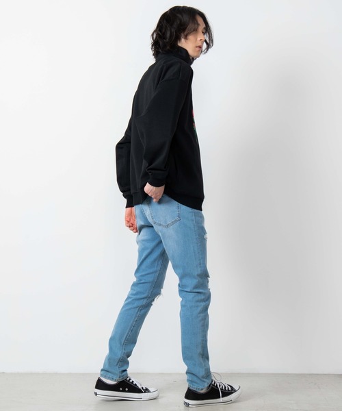 WEGO（ウィゴー）の「WEGO/ローズ刺繍ハーフジップビッグシルエットプルオーバー（スウェット・メンズ・ホワイト/ブラック・MEDIUM/LARGE）」の7枚目の写真