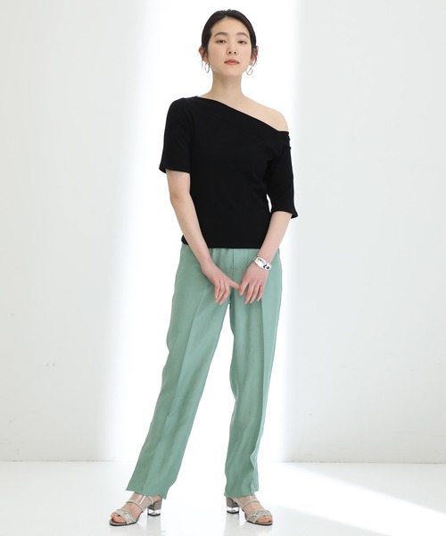 STUDIOUS(ステュディオス)の「【STUDIOUS】アシンメトリーネック リブトップス(Tシャツ/カットソー・レディース・ブラック/グリーン・FREE)」の22枚目の写真