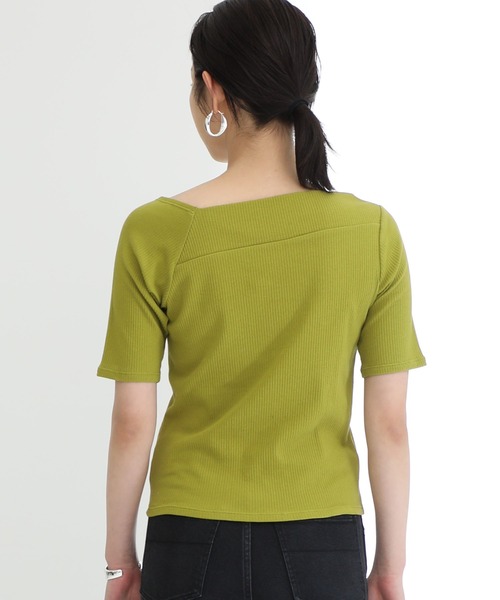 STUDIOUS(ステュディオス)の「【STUDIOUS】アシンメトリーネック リブトップス(Tシャツ/カットソー・レディース・ブラック/グリーン・FREE)」の17枚目の写真