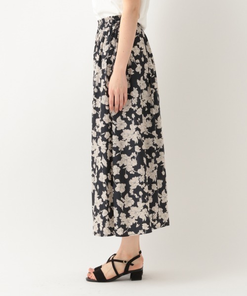 GLOBAL WORK（グローバルワーク）の「サラサラサテン柄フレアワイドパンツ/875179（その他パンツ・レディース・ネイビー/ブラウン/グレー系その他・MEDIUM/LARGE）」の8枚目の写真