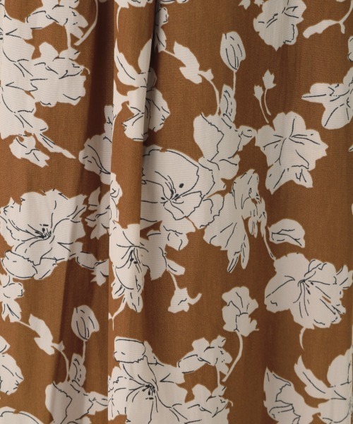 GLOBAL WORK（グローバルワーク）の「サラサラサテン柄フレアワイドパンツ/875179（その他パンツ・レディース・ネイビー/ブラウン/グレー系その他・MEDIUM/LARGE）」の17枚目の写真