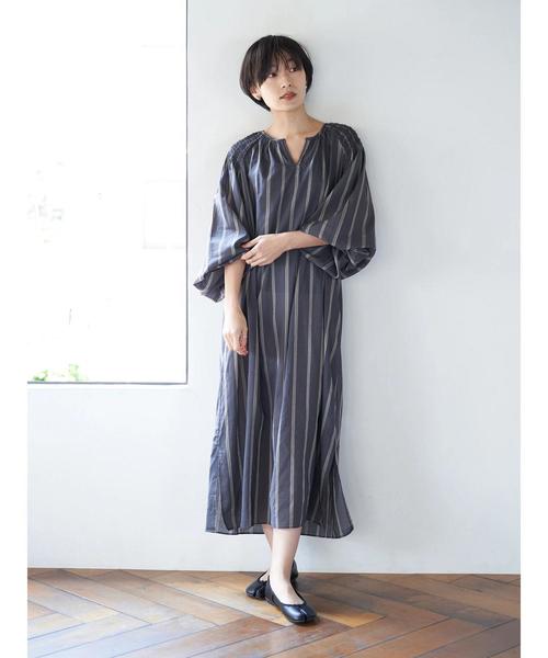 AMERICAN HOLIC（アメリカンホリック）の「スキッパーショルダーギャザーワンピース（ワンピース・レディース・ドット/ブラック/ストライプ・FREE）」の5枚目の写真