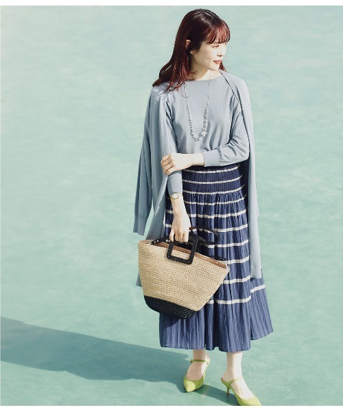 NEWYORKER(ニューヨーカー)の「DRESS KNIT(ドレスニット)/ストレッチビスコース こなれニットプルオーバー(ニット/セーター・レディース・ブルー/ベージュ・L/M)」の15枚目の写真
