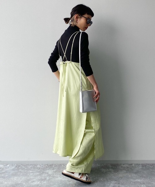 PAGEBOY（ページボーイ）の「クラッシュサテンパンツ（その他パンツ・レディース・ライム/ブラック/グレイッシュベージュ・FREE）」の14枚目の写真