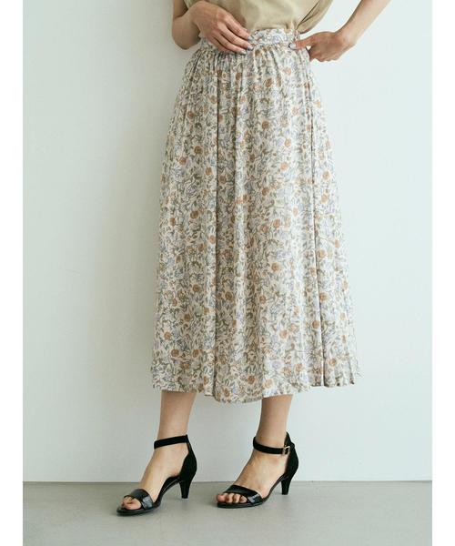 earth music&ecology（アースミュージックアンドエコロジー）の「レーヨンギャザーフレアスカート ＊（スカート・レディース・ブラック/ダークグリーン/ネイビー/マスタード/ブラック系その他/ライトベージュ/ベージュ系その他3/ピンク系その他2・FREE）」の14枚目の写真