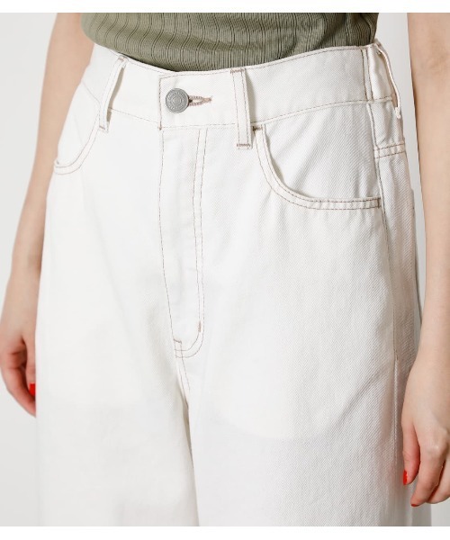 AZUL by moussy（アズールバイマウジー）の「EASY DENIM WIDE/イージーデニムワイド（デニムパンツ・レディース・ホワイト/ライトブルー・MEDIUM/SMALL）」の19枚目の写真