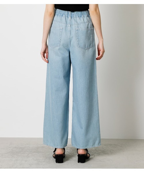 AZUL by moussy（アズールバイマウジー）の「EASY DENIM WIDE/イージーデニムワイド（デニムパンツ・レディース・ホワイト/ライトブルー・MEDIUM/SMALL）」の11枚目の写真