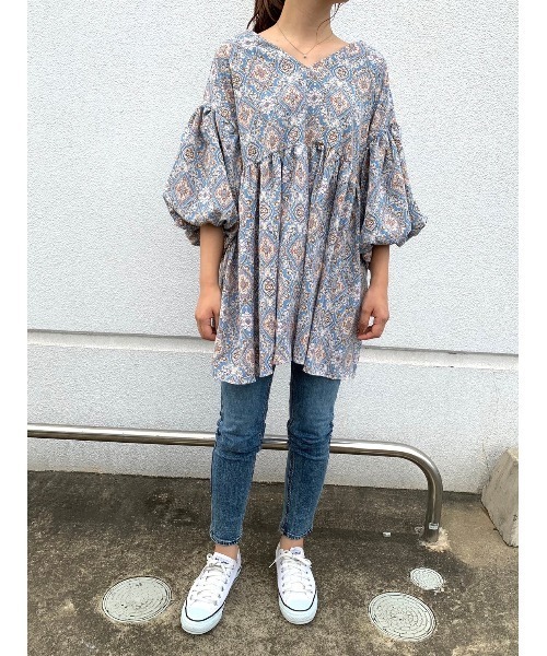 LEONARD ペイズリー柄 Vネック チュニック　42 LEONARD ペイズリー柄 Vネック チュニック 42