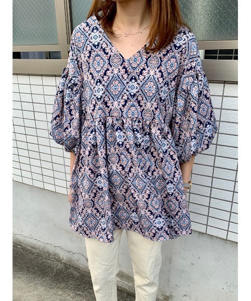 レオナール　ペイズリー柄 チュニック ペイズリー柄チュニック丈ブラウス【プラス企画】|レリアン