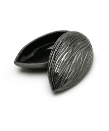 Goody Grams(グッディグラムス)の「ALUMI NUT CASE ウォルナッツ・ピーナッツ・アーモンド 型 小物入れ(収納グッズ)」