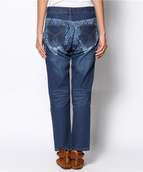 チャイハネ（チャイハネ）の「【チャイハネ】ジオメプリント デニムパンツ（デニムパンツ・レディース・ブルー・28inch/29inch/27inch）」の3枚目の写真