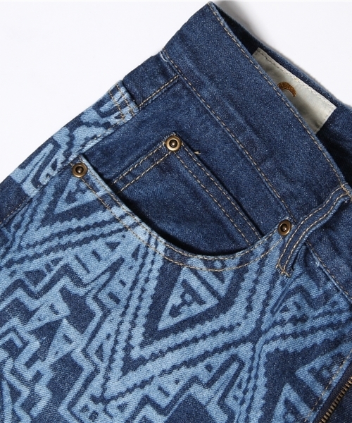 チャイハネ（チャイハネ）の「【チャイハネ】ジオメプリント デニムパンツ（デニムパンツ・レディース・ブルー・28inch/29inch/27inch）」の9枚目の写真
