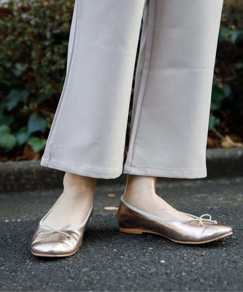 flower（フラワー）の「デイリーフレアパンツ（その他パンツ・レディース・ベージュ/グレー・FREE）」の9枚目の写真