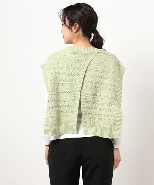 ehka sopo（エヘカソポ）の「透かしケーブルショート丈ベスト（ベスト・レディース・キナリ/グリーン/グレー・ﾌﾘ-）」の5枚目の写真
