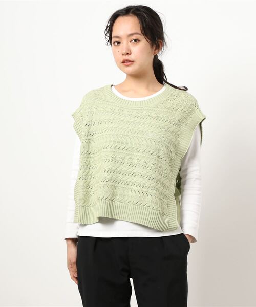 ehka sopo（エヘカソポ）の「透かしケーブルショート丈ベスト（ベスト・レディース・キナリ/グリーン/グレー・ﾌﾘ-）」の7枚目の写真